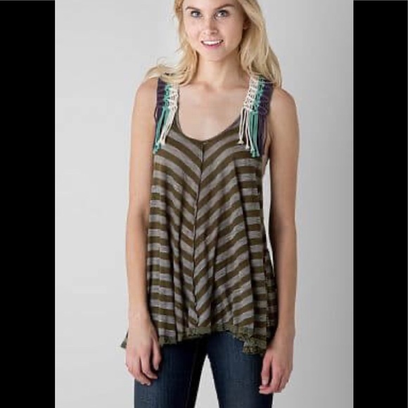 gimmicks by BKE Tops - Gimmicks NWT Open weave yarn yoke and fringe tank
